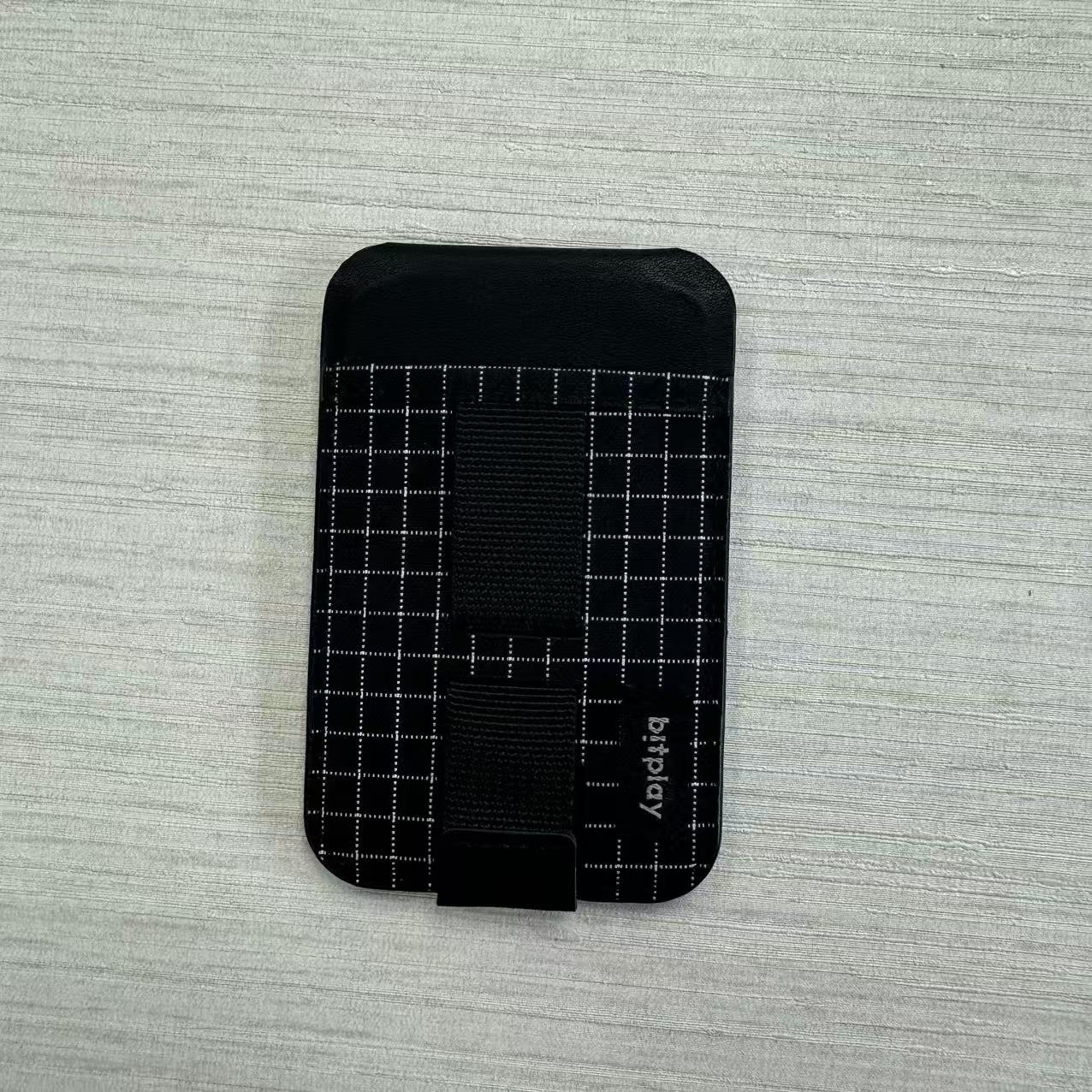 BITPLAY Magnetic Wallet Stand V2 磁吸卡套立架 #1449 ( 陳列品/瑕疵品特價出售 )